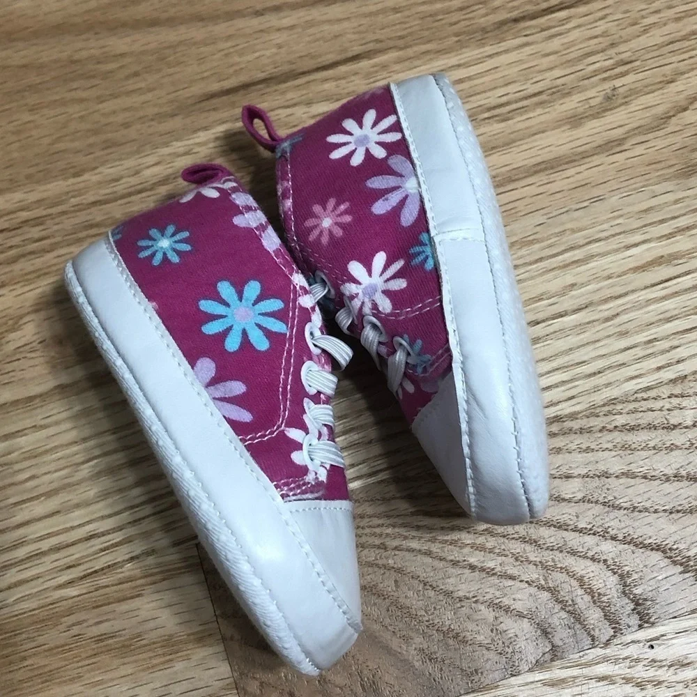 Pink Floral Sneaker Shoes Sz 3-6 Months Girl